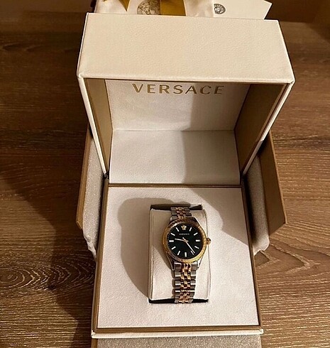 Versace bayan saat