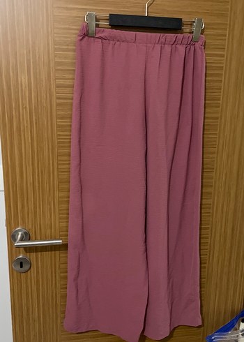 Pembe Pilili Kadın Midi Pantolon