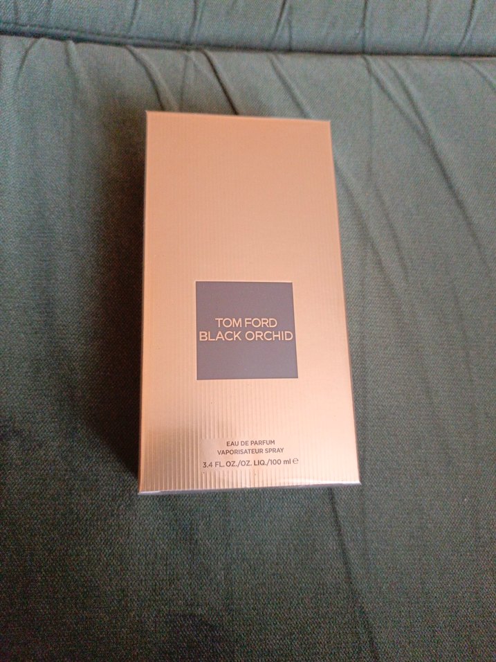 Tom Ford Black Orchid Erkek Parfümü 100 ml - Görsel 3