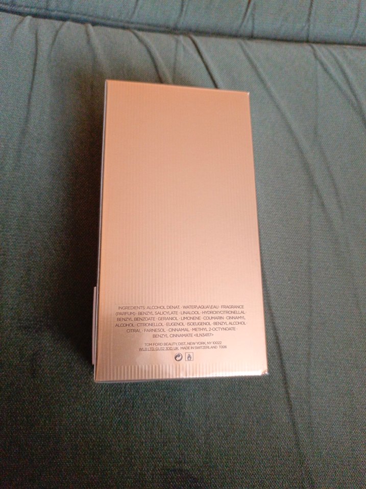 Tom Ford Black Orchid Erkek Parfümü 100 ml - Görsel 4