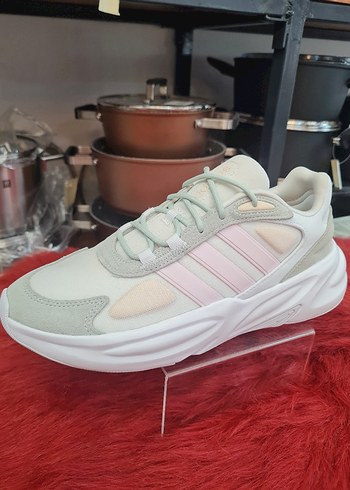 Adidas Ozelle GX1729 Kadın Koşu Ayakkabısı No:42.5 - Görsel 6