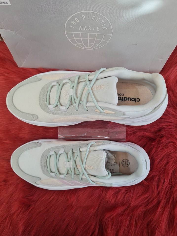 Adidas Ozelle GX1729 Kadın Koşu Ayakkabısı No:42.5 - Görsel 2