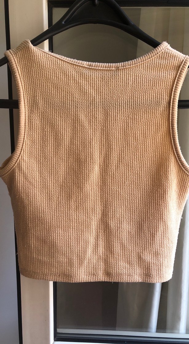 Bej Yüksek Yakalı Kolsuz Crop Top - Görsel 3