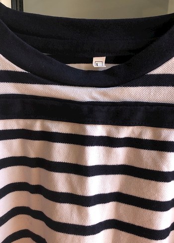 Kadın Çizgili Kısa Kollu Tişört - Görsel 3
