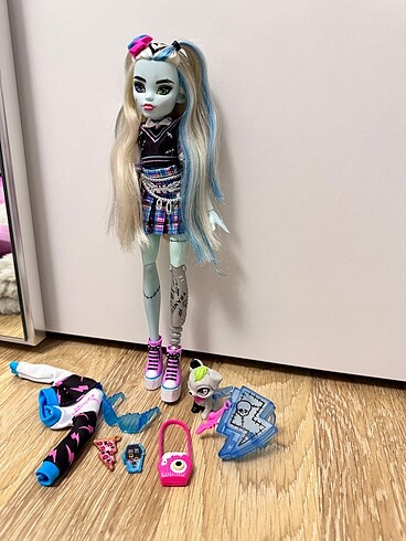 Beden Monster High Frankie Stein - G3