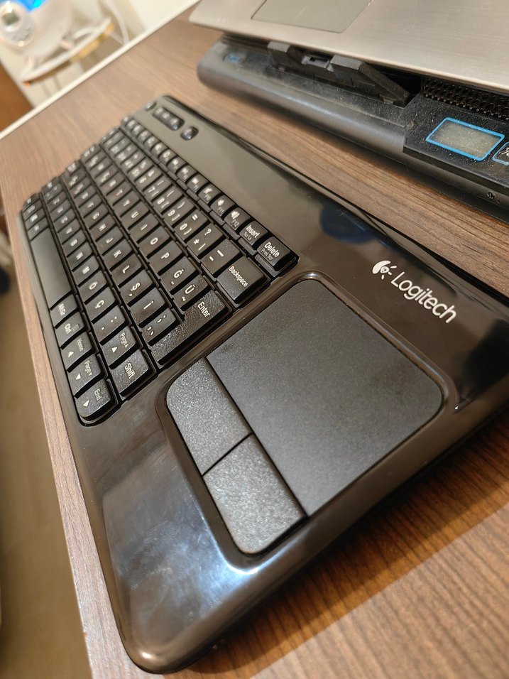 LOGITECH K410 TOUCHPADLI KLAVYE - Görsel 2