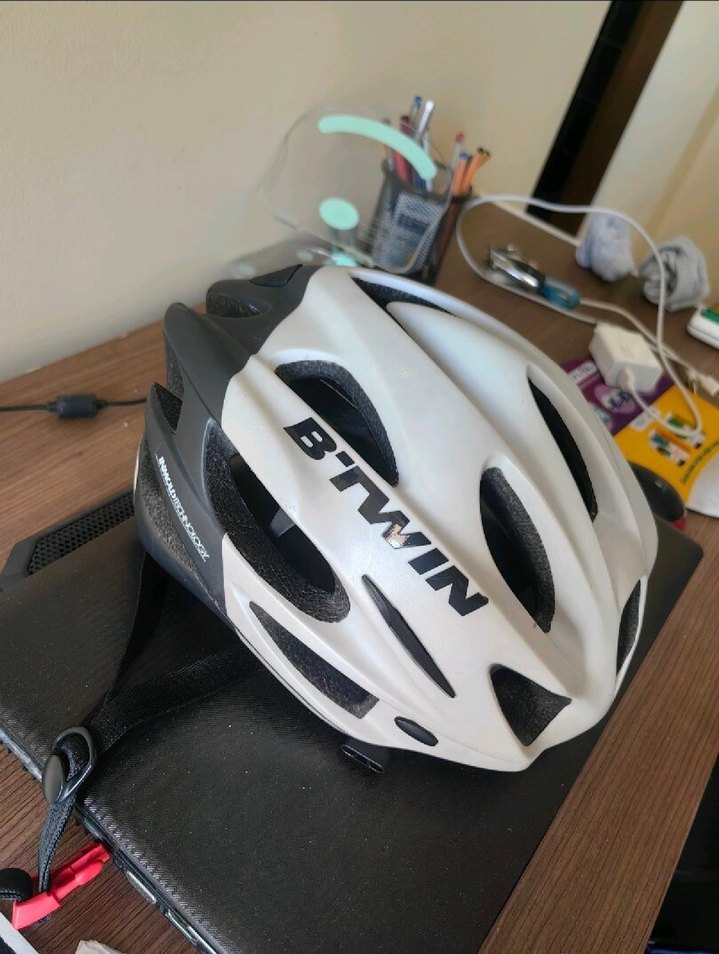BTWİN 700 XL BEDEN KASK - Görsel 2