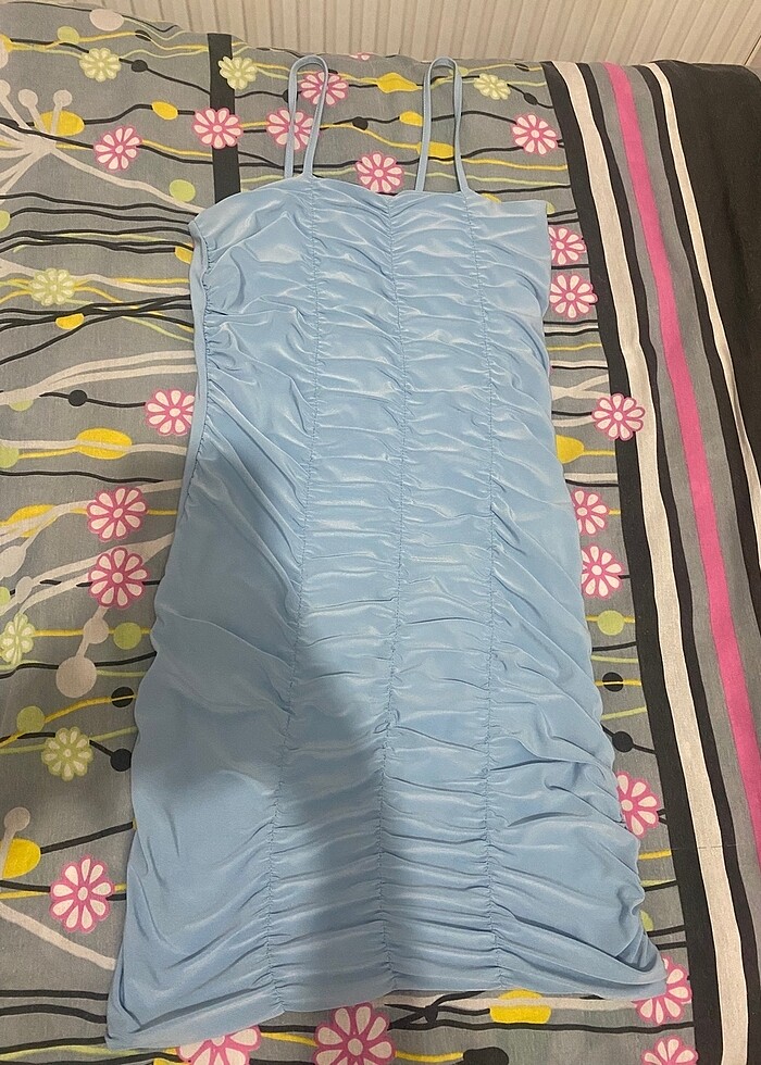 Kısa yazlık elbise - Görsel 2