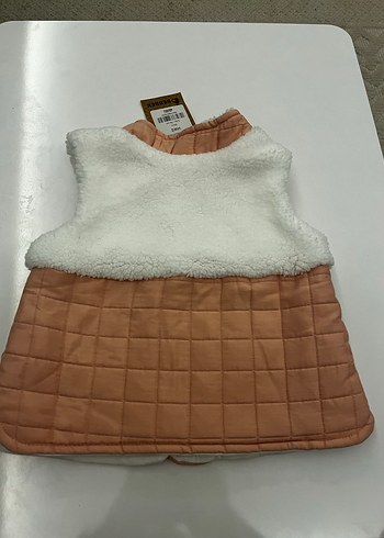 Kız Çocuk Düğmeli Kapitone Yelek - Görsel 2