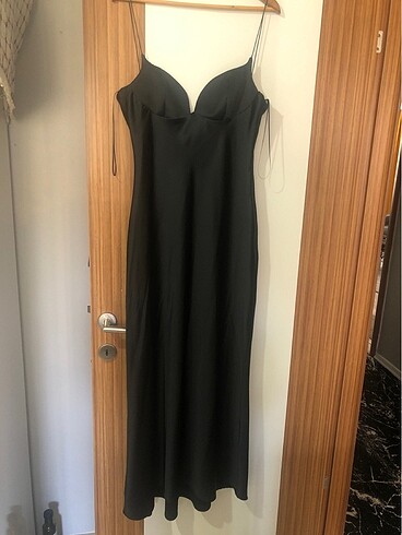Zara Zara elbise hiç giyilmemiş saten