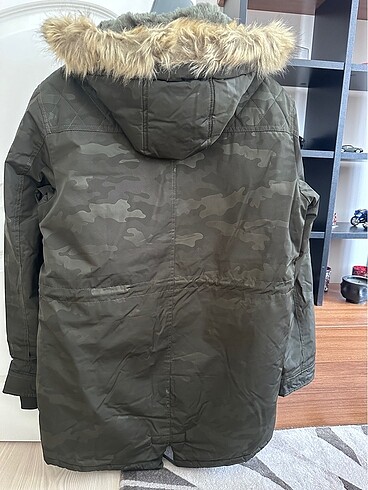 l Beden Lee Cooper mont