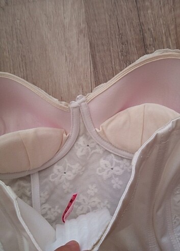 s Beden Bayan bralet