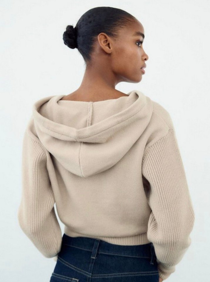 Bej V Yakalı Örgü Kadın Kazak - Görsel 2