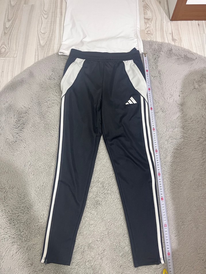 Orijinal Adidas eşofman takımı alt üst - Görsel 2