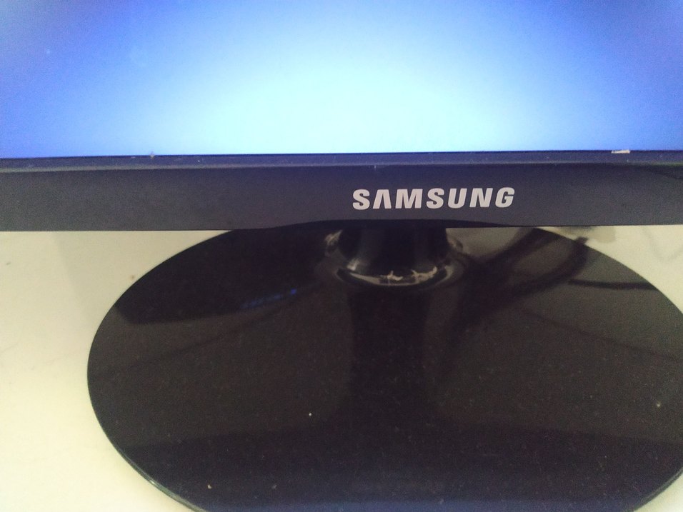 siyah Samsung Monitör - Görsel 2