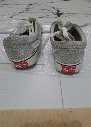 Vans Vans Gri Parlak Kadın Spor Ayakkabı