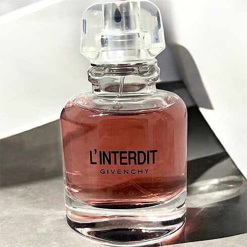 GIVENCHY L?INTERDIT