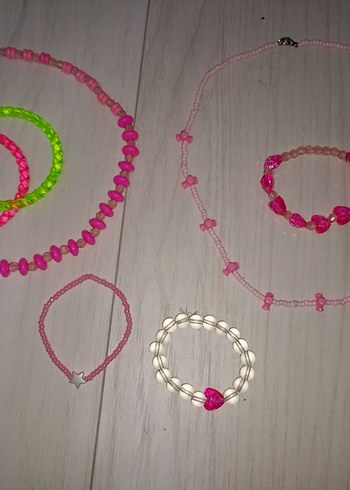 Diğer Renkli Boncuklu Çocuk Takı Seti