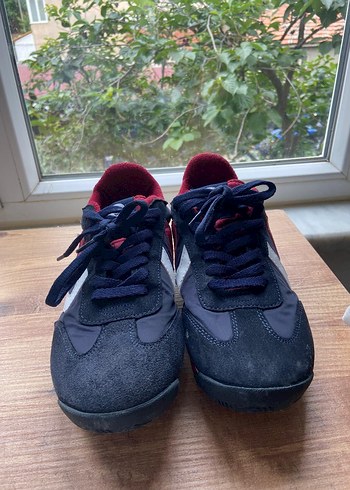 Lacivert Spor Ayakkabı Velcro Detaylı