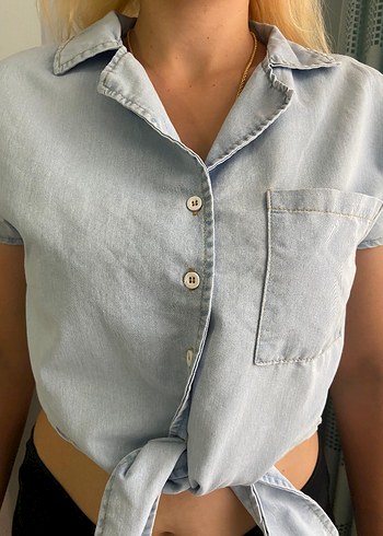 Düğmeli Açık Mavi Denim Kadın Gömlek