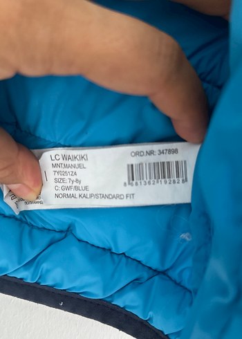 7 Yaş Beden mavi Renk 7-8 yaş Erkek Çocuk Mavi Kapüşonlu Fermuarlı Mont