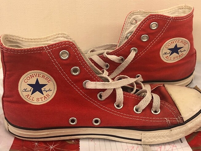 35 Beden kırmızı Renk Converse