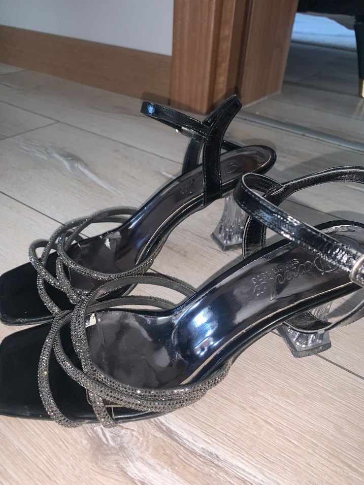 Siyah Parlak taşlı Topuklu ayakkabı - Görsel 3