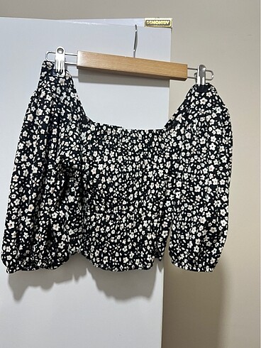 Siyah Desenli Crop