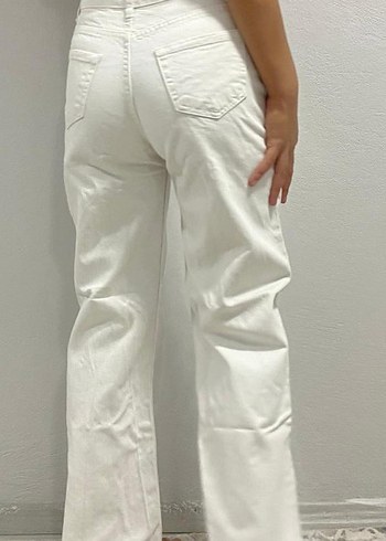 Zara Beyaz Midi Regular Fit Kadın Kot Pantolon