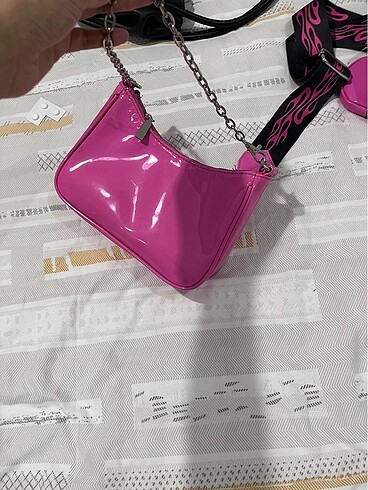  Beden BERSHKA çanta