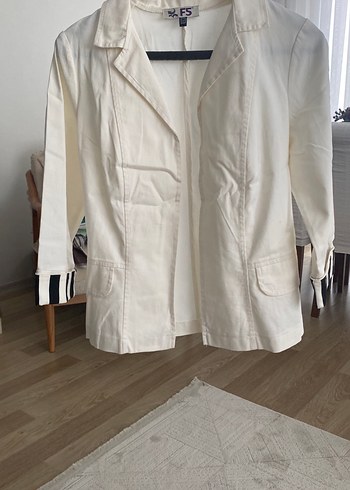 Düğmeli Beyaz Pamuk Kadın Blazer Ceket