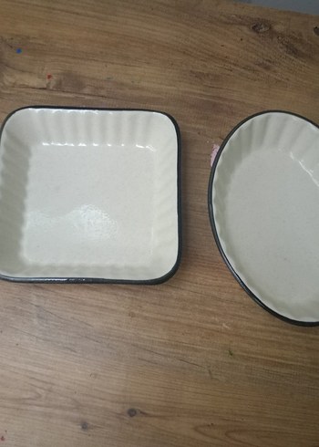 American Vintage Beyaz ve Gri Seramik Fırın Yemek Kapları