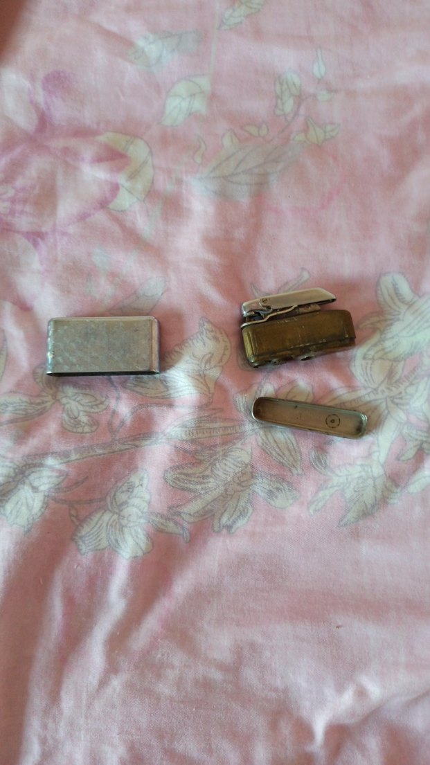 bir adet ibola ve bir adet bayan çakmağı - Görsel 2