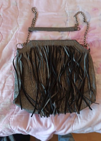 üç adet kadın çantası - Görsel 2