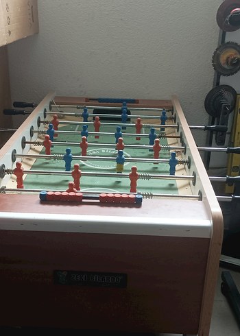 Kırmızı ve Mavi Figürlü Langırt Masası