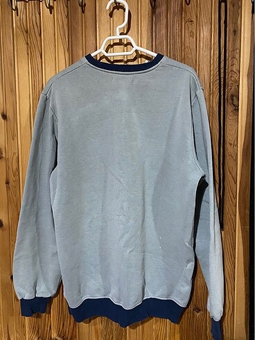 Nike sweatshirt