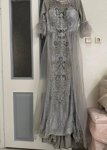 Abiye Dantel İşlemeli Uzun Bohem Gri Nişan Elbisesi