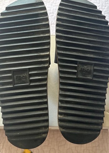 Fendi Siyah Terlik %100 ORİJİNAL - Görsel 4