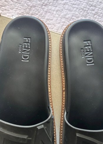 Fendi Siyah Terlik %100 ORİJİNAL - Görsel 3