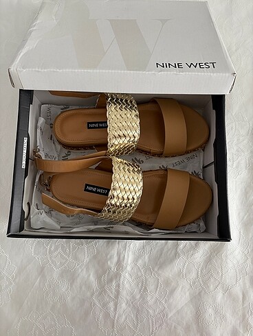 Nine West Kadın Camel Sandalet