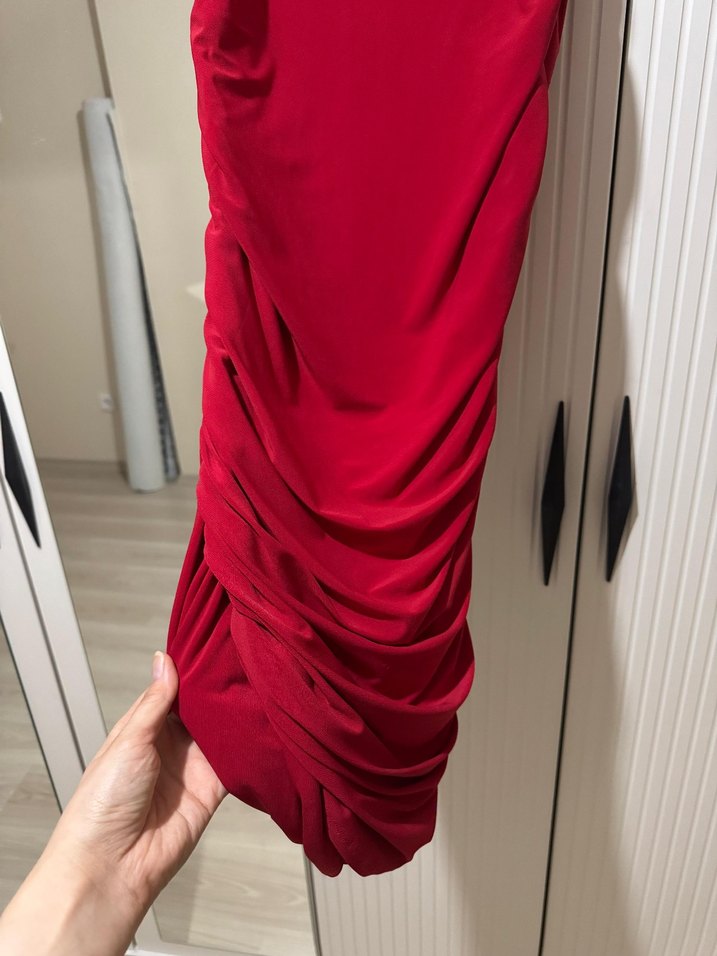 Kırmızı Drapeli Straplez Kalem Elbise - Görsel 3