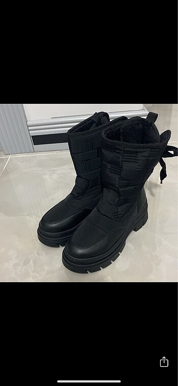 Zara bot