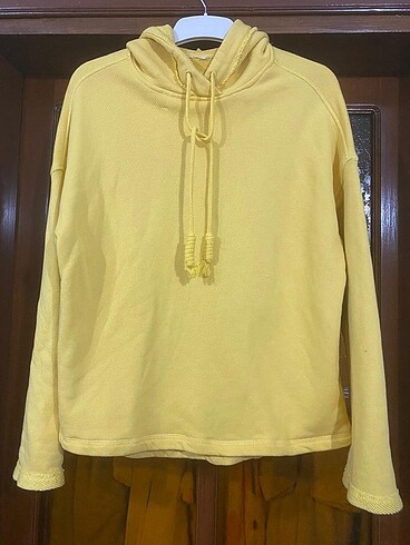 KAPÜŞONLU SWEATSHİRT