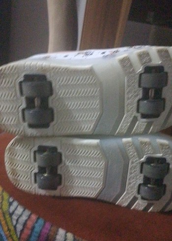 patenli ayakkabı ışıklı 37 numara tabanlı ve aparatlı ayakkabı - Görsel 2