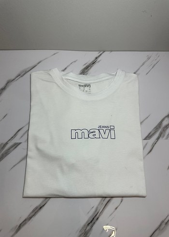 Mavi Baskılı Beyaz Kısa Kollu Tişört