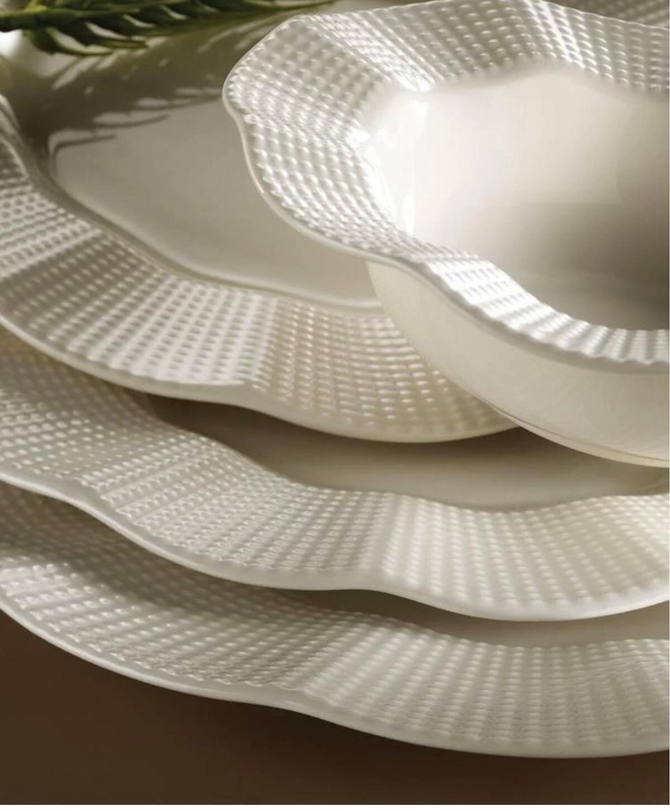 Beyaz Desenli Yemek Tabağı - Görsel 3