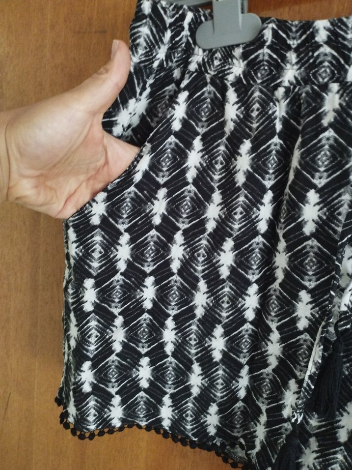 Püsküllü Siyah Batik Desenli Hamile Tunik - Görsel 4