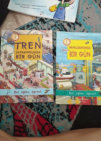 Tren İstasyonunda Bir Gün & Havalimanında Bir Gün