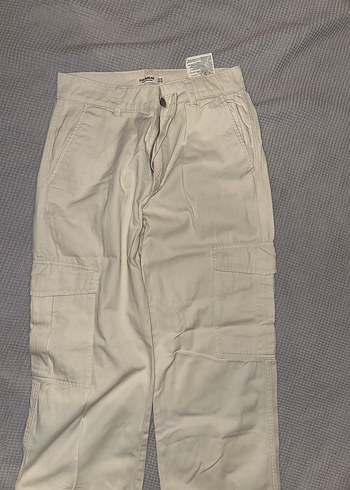 Pull&Bear Cargo Beyaz Pantalon Kadın - Görsel 3