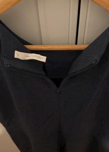 Siyah Yuvarlak Yakalı Midi Kolsuz Elbise - Görsel 5